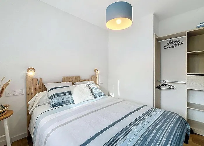 Maison Renovee Avec Jardin, Garage, Parking Et Wifi Gratuit - Fr-1-361-558 * Granville