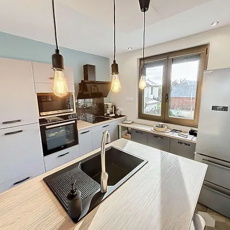 Maison Renovee Avec Jardin, Garage, Parking Et Wifi Gratuit - Fr-1-361-558 Дом отдыха *
