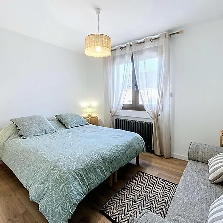Maison Renovee Avec Jardin, Garage, Parking Et Wifi Gratuit - Fr-1-361-558 Holiday home Granville