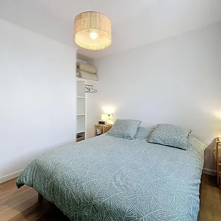 Maison Renovee Avec Jardin, Garage, Parking Et Wifi Gratuit - Fr-1-361-558 Holiday home Granville
