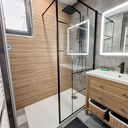 Semesterbostad Maison Renovee Avec Jardin, Garage, Parking Et Wifi Gratuit - Fr-1-361-558 Granville