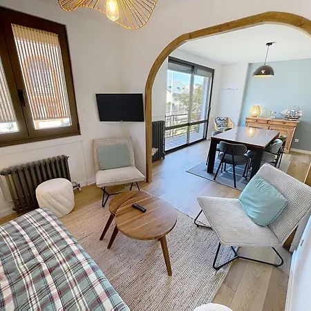Semesterbostad Maison Renovee Avec Jardin, Garage, Parking Et Wifi Gratuit - Fr-1-361-558 Granville
